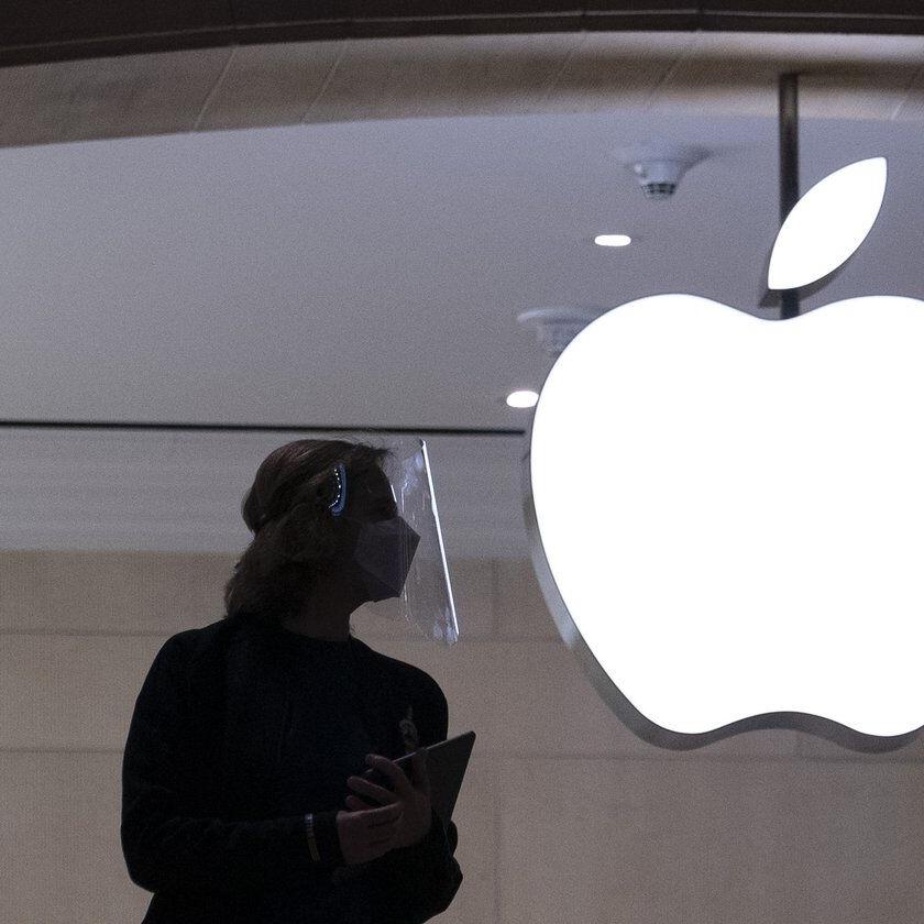 Gabbard says UK scraps demand for Apple to give backdoor access to data